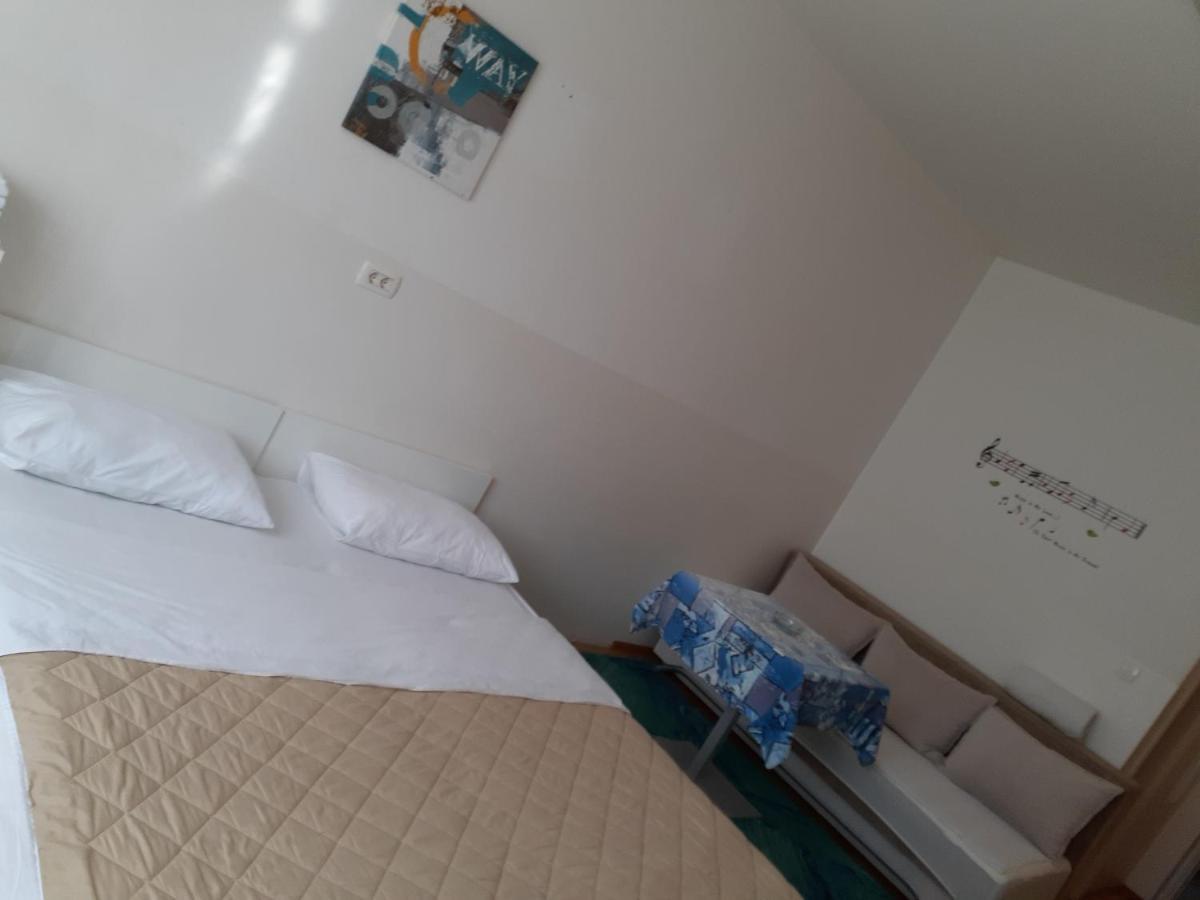 Apartment Megi Mostar Bagian luar foto